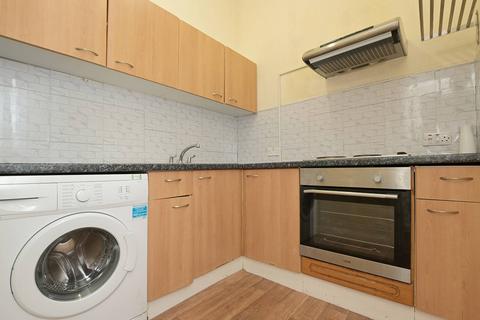 2 bedroom flat for sale, 2F2 6 Drum Terrace, Edinburgh, EH7 5NB