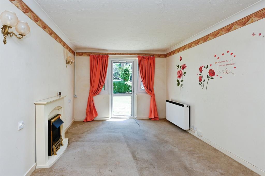 Living room, fireplace