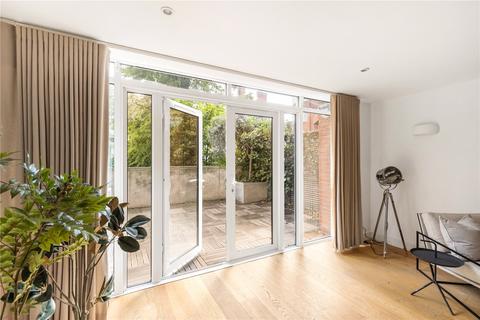 3 bedroom duplex for sale, Broadwalk House, Hyde Park Gate, London, SW7