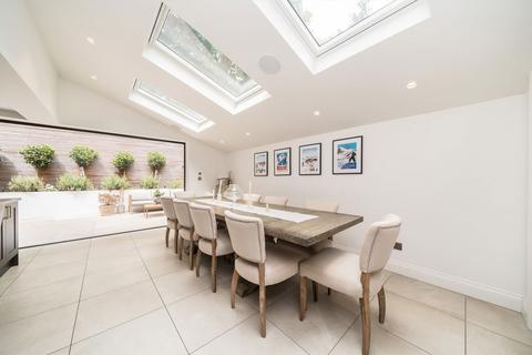 5 bedroom house for sale, Orbel Street, London SW11