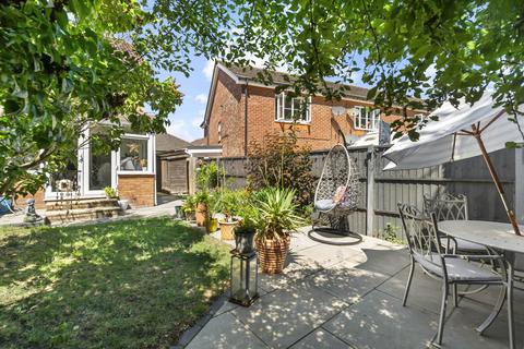 2 bedroom semi-detached house for sale, Doulton Close, Essex CM17