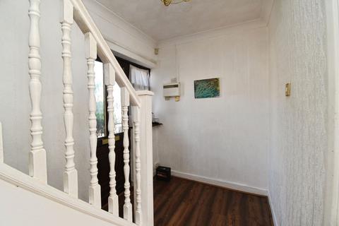 3 bedroom semi-detached house for sale, Churchill Road, Walsall, WS2