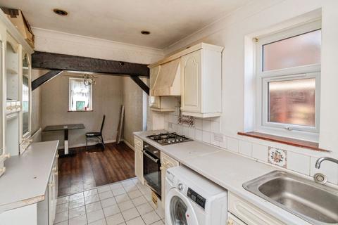 3 bedroom semi-detached house for sale, Churchill Road, Walsall, WS2