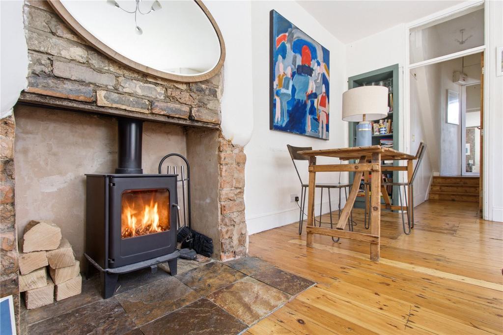 2 bedroom property for sale