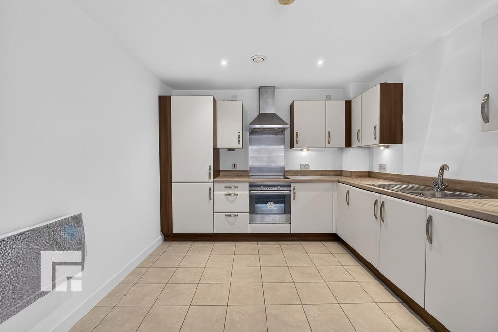 Apartment in Cardiff - View 2