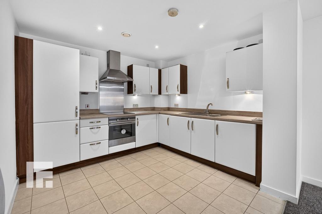 Apartment in Cardiff - View 4