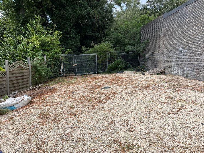 Shepherds Close, London N6 – pohled 3
