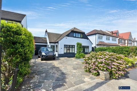 3 bedroom detached house for sale, Great Nelmes Chase, Emerson Park, Hornchurch, RM11