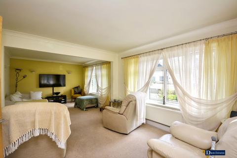 3 bedroom detached house for sale, Great Nelmes Chase, Emerson Park, Hornchurch, RM11