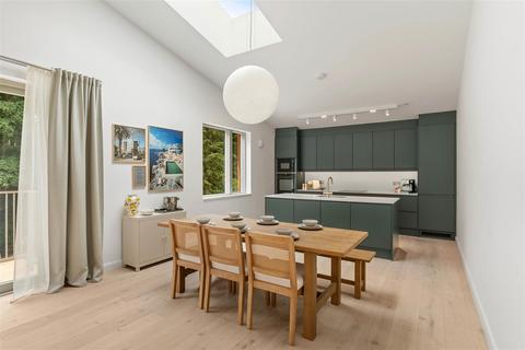 undefined, Apartment 6, Larchwood Lodge, New Road, Digswell, Welwyn