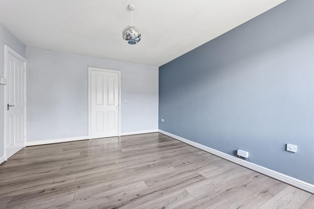 House in Sheffield, Hackenthorpe - More