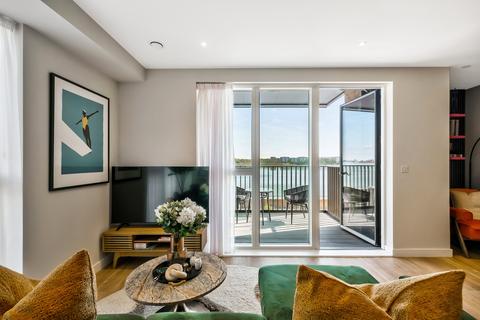 2 bedroom apartment for sale, Plot B.07.01 at Royal Albert Wharf, Shared Ownership, 46 Skipper Building E16