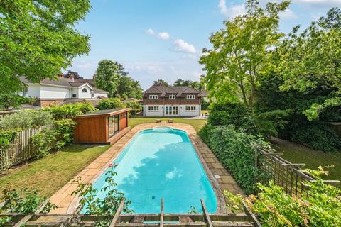 5 bedroom detached house for sale, Hawthorne Road, Bromley