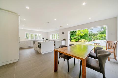 5 bedroom detached house for sale, Hawthorne Road, Bromley