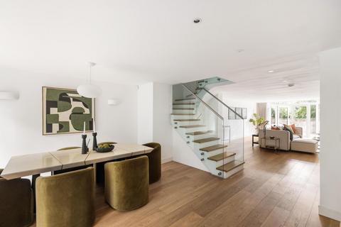 3 bedroom flat for sale, Broadwalk House, Hyde Park Gate, London SW7