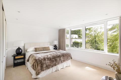 3 bedroom flat for sale, Broadwalk House, Hyde Park Gate, London SW7