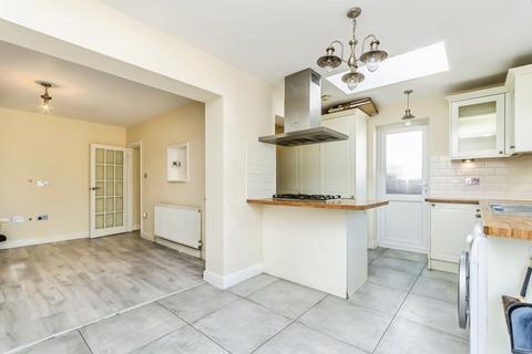 3 bedroom end of terrace house for sale, Foxearth Road, South Croydon, CR2