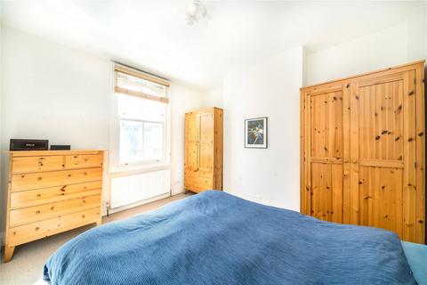 3 bedroom terraced house to rent, Cyprus Street, Bethnal Green, London, E2