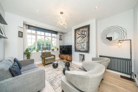 4 bedroom semi-detached house for sale, Knollys Road, London SW16