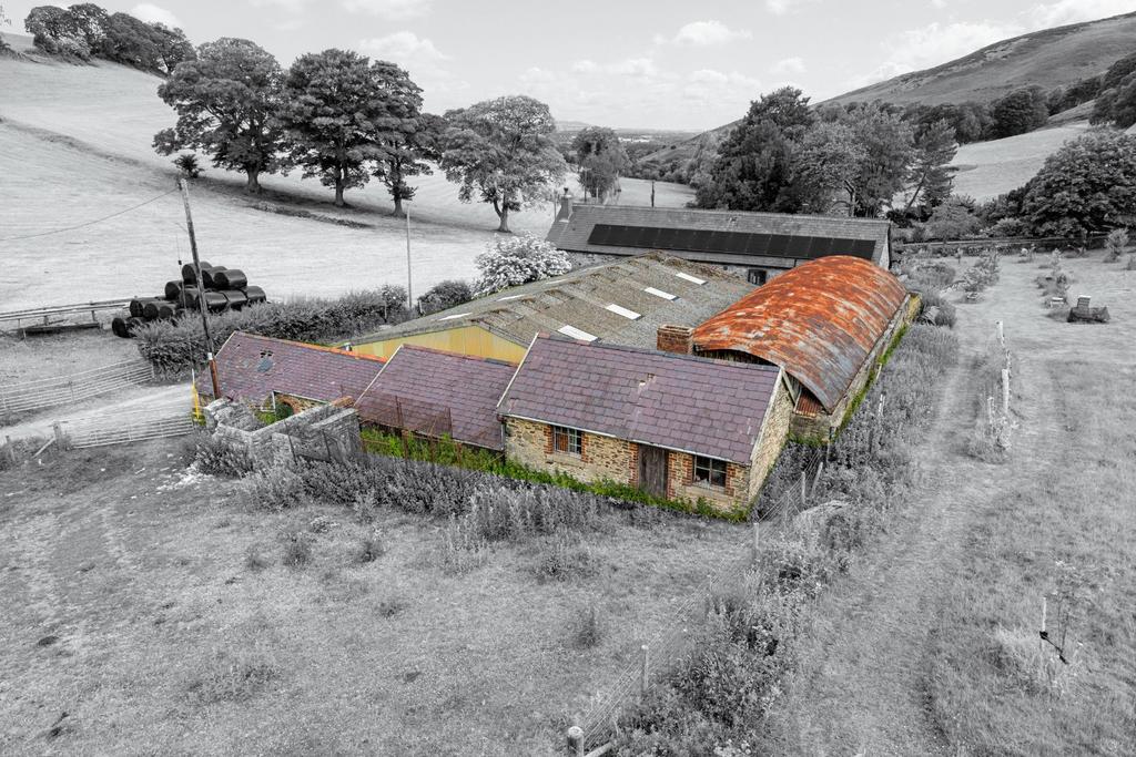 Detached house for sale