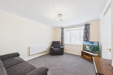 2 bedroom apartment for sale, Churchill Court, Beaconsfield Road, Aylesbury HP21