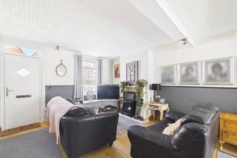 2 bedroom terraced house for sale, New Street, Gloucester, Gloucestershire, GL1