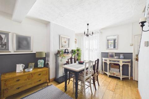 2 bedroom terraced house for sale, New Street, Gloucester, Gloucestershire, GL1