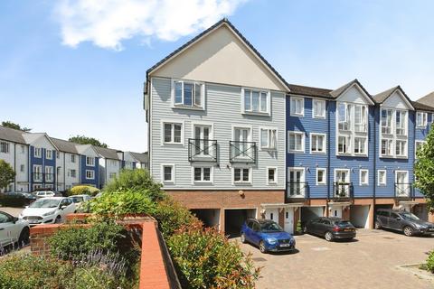 4 bedroom end of terrace house for sale, Crabapple Road, Tonbridge, Kent, TN9
