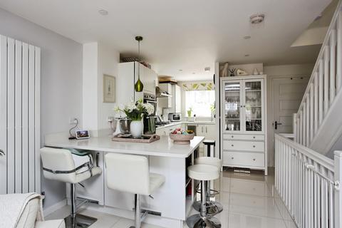 4 bedroom end of terrace house for sale, Crabapple Road, Tonbridge, Kent, TN9