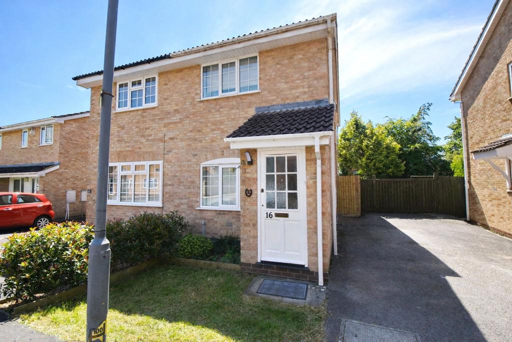 2 bedroom semi-detached house to rent