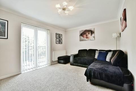 4 bedroom end of terrace house for sale, Lawnhurst Avenue, Manchester, M23