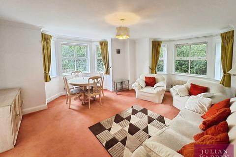 2 bedroom flat for sale, Olive Shapley Avenue, Didsbury, Manchester, M20