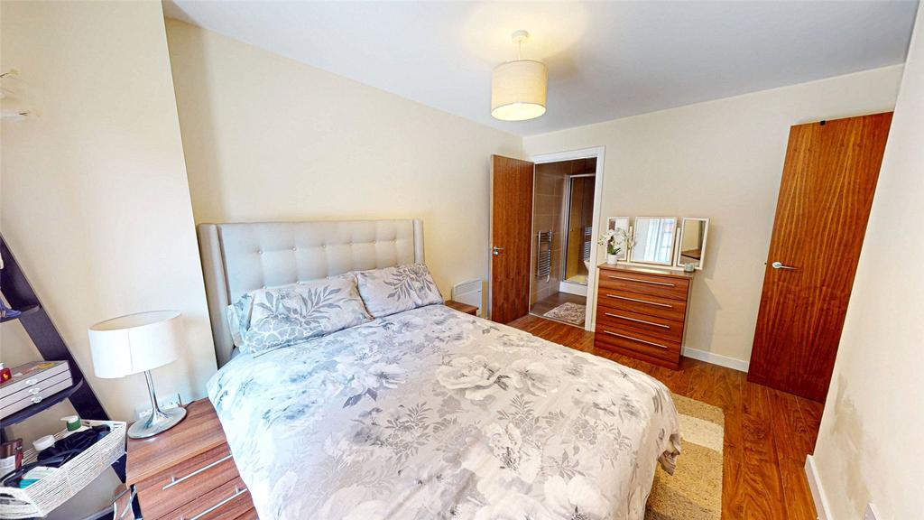 Block C Alto, Salford M3 - More