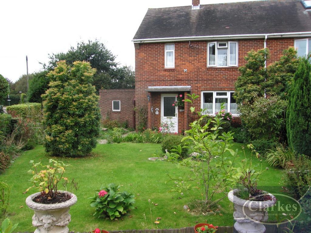 2 bedroom semi-detached house to rent