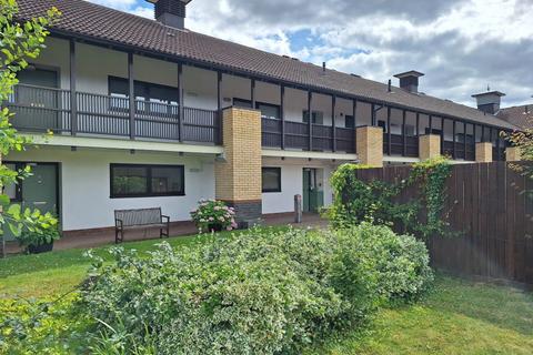 2 bedroom retirement property for sale, Oaktree Court, Milton Keynes MK15
