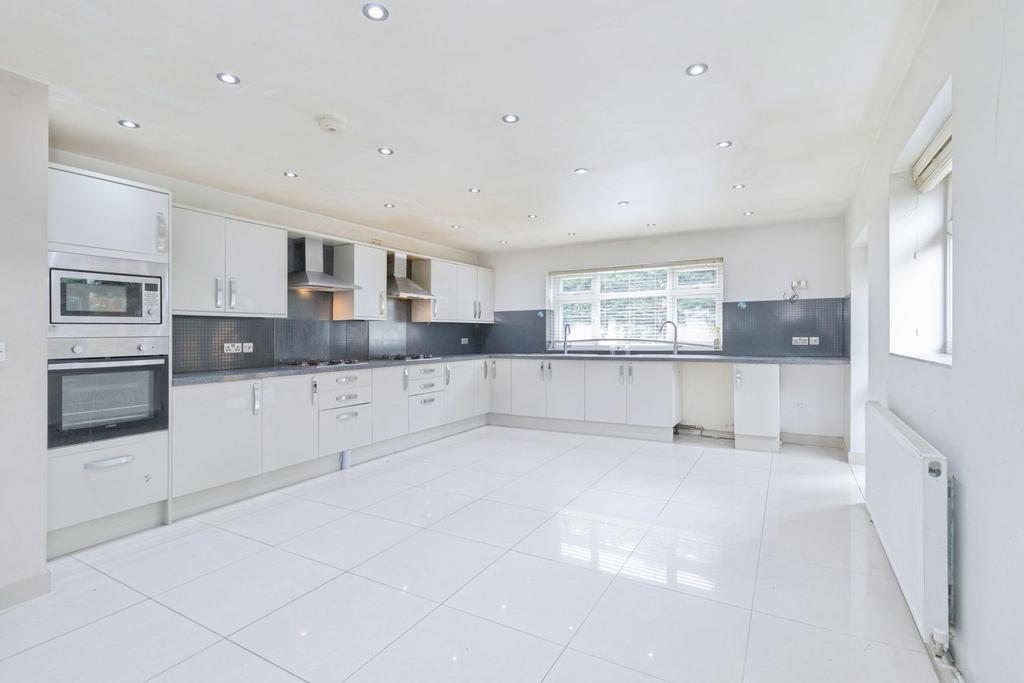 House in Leicester, City of Leicester - View 2