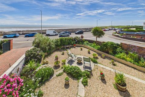 5 bedroom detached house for sale, West Drive, Porthcawl CF36