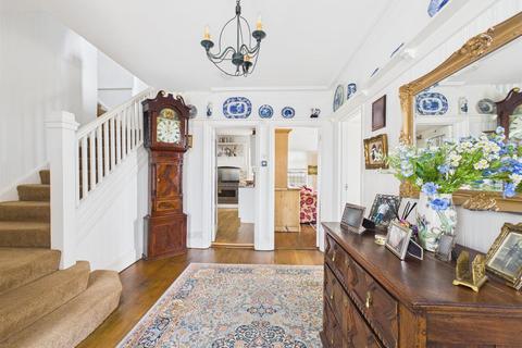 5 bedroom detached house for sale, West Drive, Porthcawl CF36