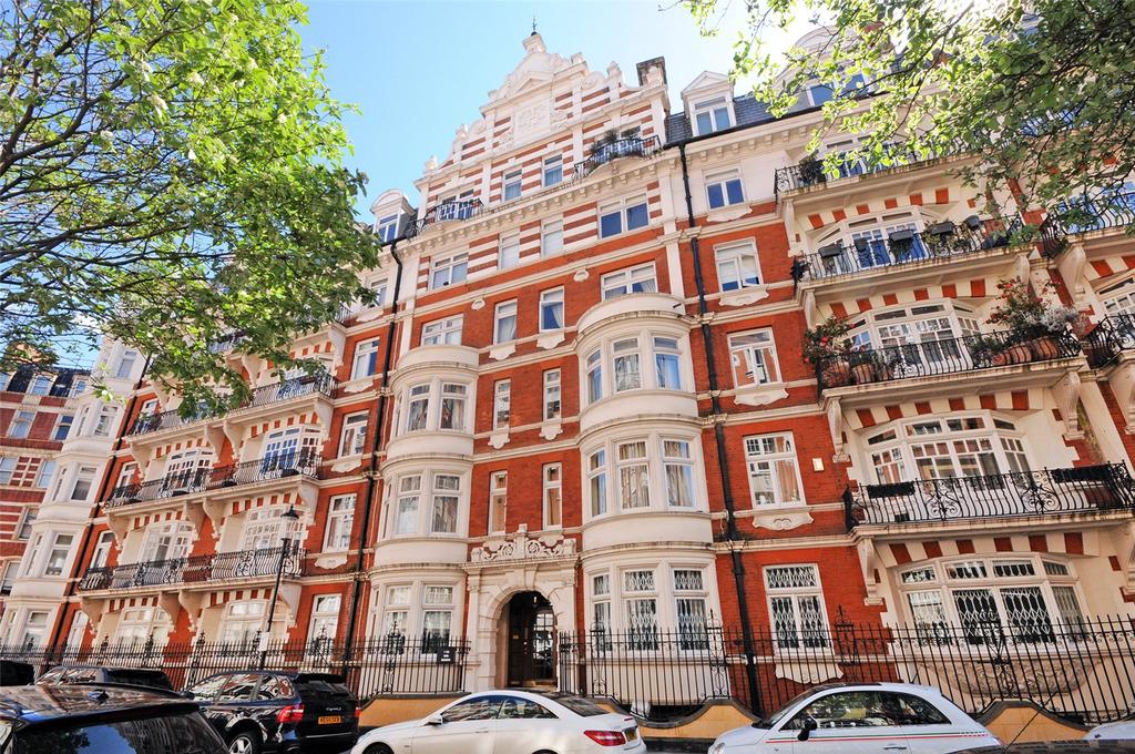 Basil Mansions, Basil Street, Knightsbridge, London 4 bed flat to rent