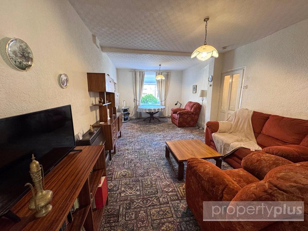 2 bedroom terraced house for sale
