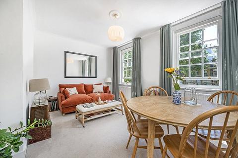 2 bedroom terraced house to rent, Hamilton Terrace, London, NW8