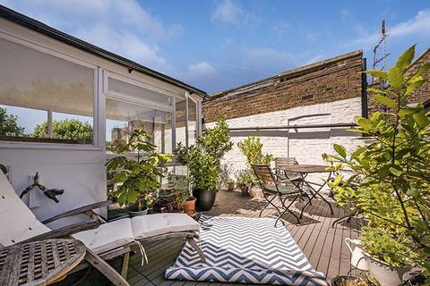2 bedroom terraced house to rent, Hamilton Terrace, London, NW8