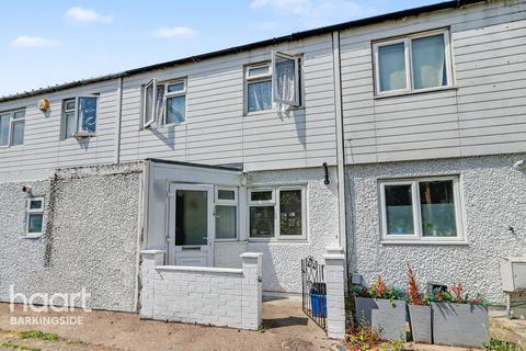 2 bedroom terraced house for sale, Limes Avenue, Chigwell