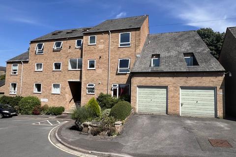 2 bedroom flat for sale, Finsbury Place, Chipping Norton