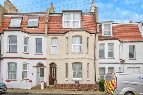 undefined, New Pier Street, Walton On The Naze