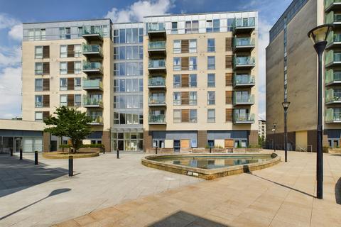 2 bedroom apartment to rent, Cotterells, Hemel Hempstead, HP1