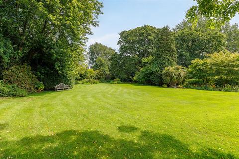 4 bedroom country house for sale, Watergate Road, Newport, Isle of Wight