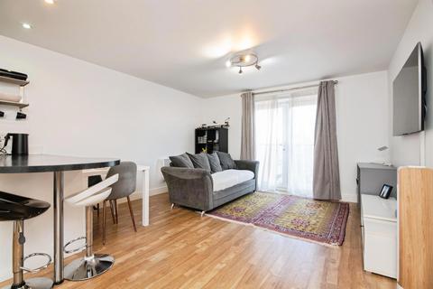 2 bedroom apartment for sale, Stone Street, OLDBURY