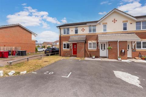 2 bedroom end of terrace house for sale, Palace Close, Cippenham