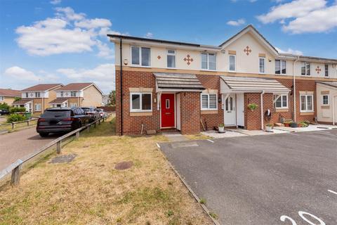 2 bedroom end of terrace house for sale, Palace Close, Cippenham